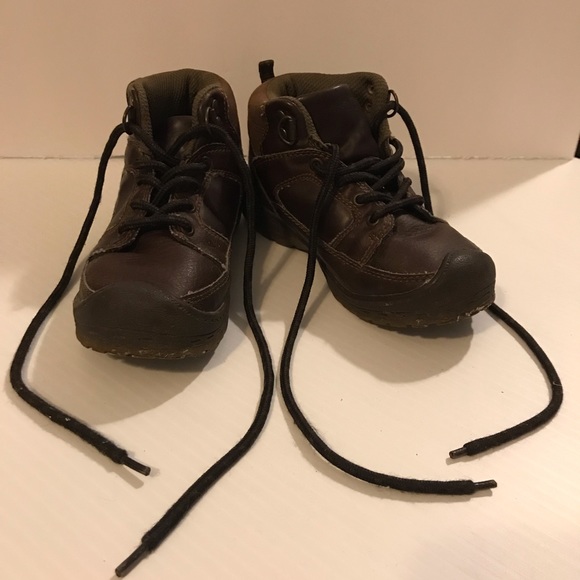 Boys OshKosh Boots - Picture 7 of 7